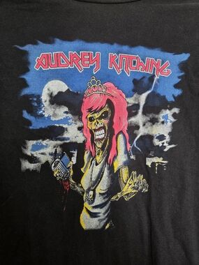 Vintage 2007 Who The F Is Audrey Kitching Iron Maiden Buzznet T-Shirt